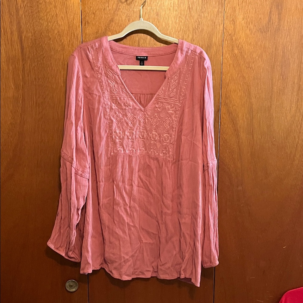 Torrid shirt